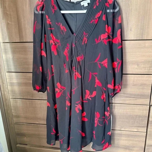 NWT Calvin Klein Black Dress with Red Floral Design - Picture 4 of 7